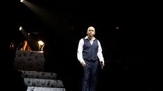 Residente dio un show mágico en el Movistar Arena. Residente dio un show mágico en el Movistar Arena.