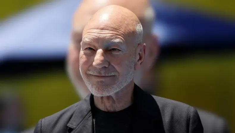 Patrick Stewart murió a los 86 años.