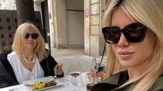 La mamá de Wanda Nara cobraría un sueldo en dólares por cuidar a sus nietos La mamá de Wanda Nara cobraría un sueldo en dólares por cuidar a sus nietos