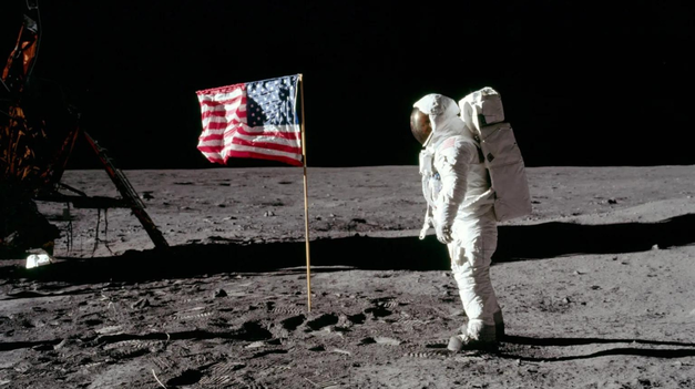 Subastan una lapicera que utilizaron los astronautas de Apolo 11 para llegar a la Luna.&nbsp;
