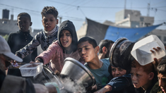 La ONU advirtió que sólo está recibiendo el 30 por ciento de los suministros alimentarios que pide. La ONU advirtió que sólo está recibiendo el 30 por ciento de los suministros alimentarios que pide.