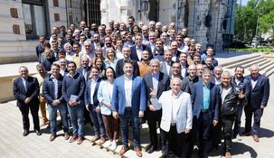 Axel Kicillof y Sergio Massa se reunieron con intendentes electos de Unión por la Patria en la Provincia.