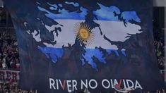 La Conmebol no permitirá que River utilice su clásica bandera de Islas Malvinas. La Conmebol no permitirá que River utilice su clásica bandera de Islas Malvinas.