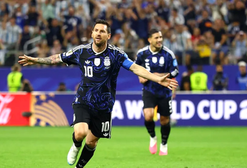 Argentina pidió jugar con la camiseta azul ante Inglaterra y espera la respuesta de la FIFA