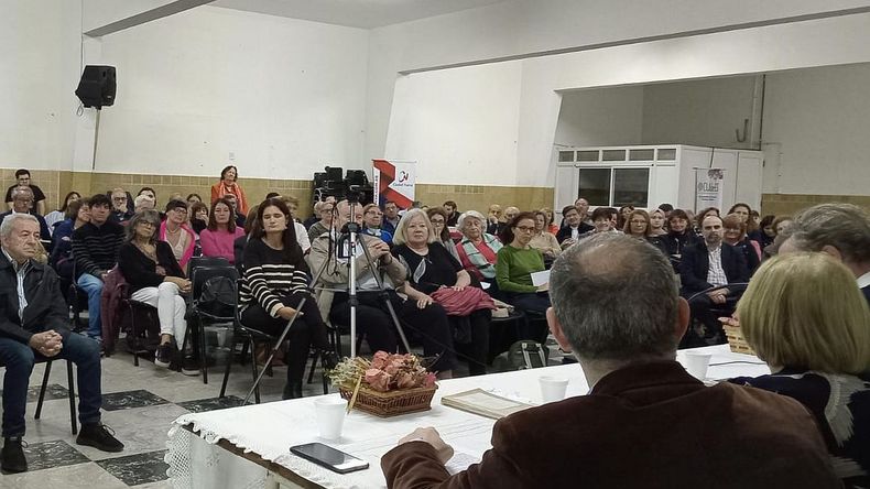 "Hasta a Scaloni le decimos c&oacute;mo debe jugar la selecci&oacute;n nacional", reflexion&oacute; el arzobispo porte&ntilde;o.