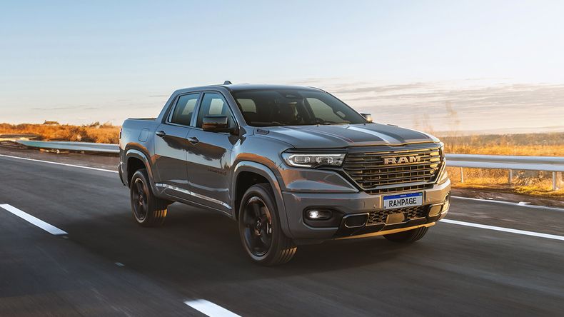 Tiene características similares a Ford Maverick.