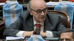 Leopoldo Moreau: La UCR tiene la llave para que el DNU se caiga Leopoldo Moreau: La UCR tiene la llave para que el DNU se caiga