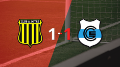 mitre (se) y gimnasia (j) se repartieron los puntos en un 1 a 1 mitre (se) y gimnasia (j) se repartieron los puntos en un 1 a 1