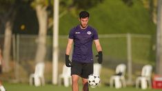 El juvenil la pasó muy mal. Eso lo llevó incluso a pedir trabajo por Twitter. El juvenil la pasó muy mal. Eso lo llevó incluso a pedir trabajo por Twitter.