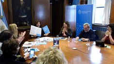 Vizzotti firmó dos resoluciones para actualizar el protocolo de atención para IVE/ILE y ampliar el acceso a la Anticoncepción Hormonal de Emergencia Vizzotti firmó dos resoluciones para actualizar el protocolo de atención para IVE/ILE y ampliar el acceso a la Anticoncepción Hormonal de Emergencia