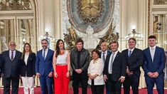 Milei, Villarruel y senadores de La Libertad Avanza.