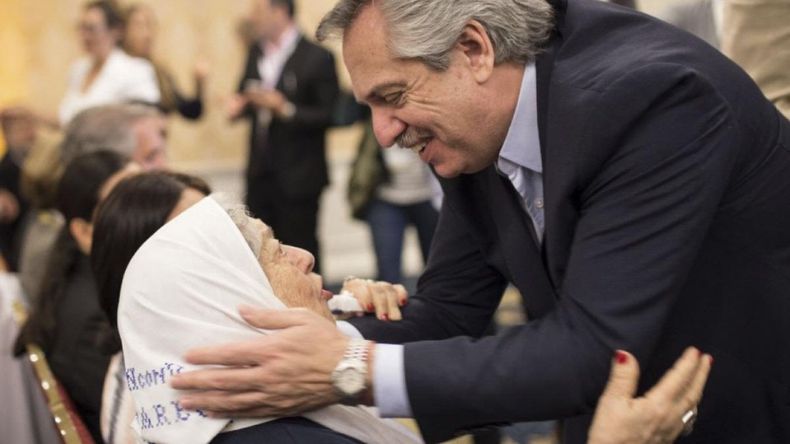 Alberto Fernández despidió a Hebe de Bonafini y decretó tres días de duelo nacional.
