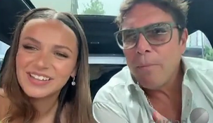 La pareja habló con la prensa antes de casarse por civil.