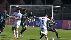 Un dirigente de Quilmes cruzó a un jugador y lo acusó de venderse en las apuestas Un dirigente de Quilmes cruzó a un jugador y lo acusó de venderse en las apuestas