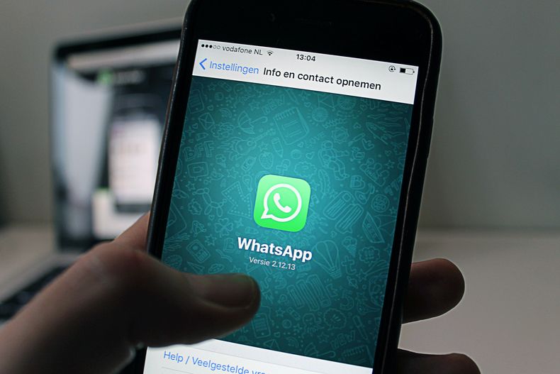 WhatsApp cambió el límite de tiempo para eliminar un mensaje para todos.