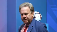 Según los testimonios, Jesurún intentó entrar a uno de los ascensores, a pesar que desde la organización habían decidido darle prioridad a los argentinos. Según los testimonios, Jesurún intentó entrar a uno de los ascensores, a pesar que desde la organización habían decidido darle prioridad a los argentinos.