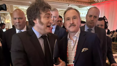 Javier Milei junto a Peter Lamelas. Javier Milei junto a Peter Lamelas.