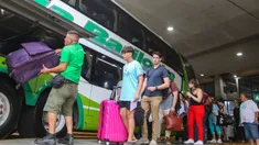 El equipaje de los micros de larga distancia deberá estar identificado a nombre de cada pasajero.