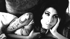 Amy Winehouse, la reina del soul británico, murió el 23 de julio de 2011 a los 27 años. Amy Winehouse, la reina del soul británico, murió el 23 de julio de 2011 a los 27 años.