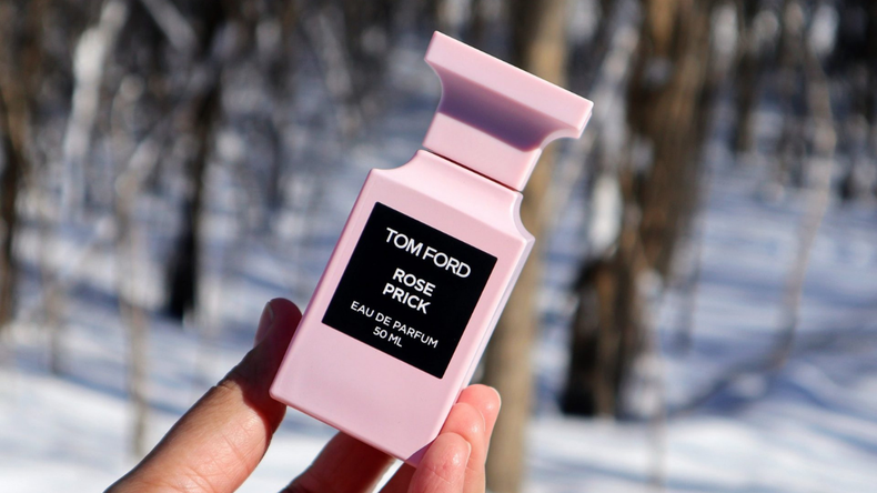 Evangelina Anderson eligió una fragancia de alta perfumería que combina rosa, especias y una impronta intensa y sofisticada.