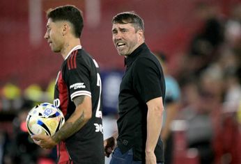 Salas recibió dos fechas de suspensión y se suma a Acuña. Salas recibió dos fechas de suspensión y se suma a Acuña.