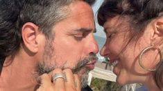 El actor estaría dispuesto a todo para buscar el perdón de la actriz y bailarina. El actor estaría dispuesto a todo para buscar el perdón de la actriz y bailarina.