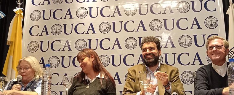 Elisa Carrió, Fernanda Miño, Sebastián Welisiejko y Jorge García Cuerva.