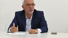 Zamora pidió priorizar a jubilados y trabajadores.