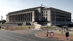 La Facultad de Derecho de la UBA, sede del segundo debate presidencial. La Facultad de Derecho de la UBA, sede del segundo debate presidencial.