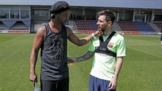 Ronaldinho no asistirá al casamiento de Messi Ronaldinho no asistirá al casamiento de Messi