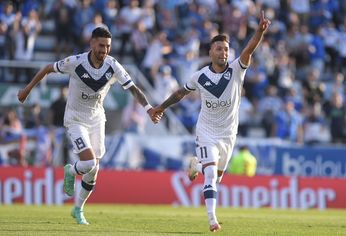 Lucero celebra junto a Janson, que lleva tres gritos en el torneo. Lucero celebra junto a Janson, que lleva tres gritos en el torneo.