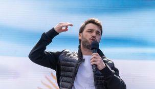 El gobernador le hizo un fuerte reclamo al presidente.