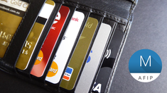 La AFIP comienza a investigar movimientos por considerralos sospechosos si pasan cierto umbral de dinero La AFIP comienza a investigar movimientos por considerralos sospechosos si pasan cierto umbral de dinero