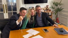 Luis Petri, Karina Milei y Martín Menem, tras la afiliación. Luis Petri, Karina Milei y Martín Menem, tras la afiliación.