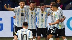 Los futbolistas de la Selección cada día están más envueltos con la farándula. Los futbolistas de la Selección cada día están más envueltos con la farándula.