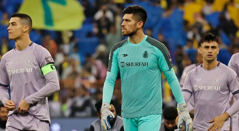 Agustín Rossi debutó en Al Nassr y es compañero de Cristiano Ronaldo.
