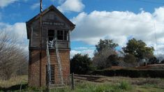 Un pueblo tranquilo del interior bonaerense, a pocos kilómetros de Buenos Aires. Un pueblo tranquilo del interior bonaerense, a pocos kilómetros de Buenos Aires.
