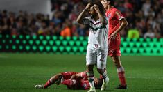 El momento que se produjo la lesión de Sánchez. El momento que se produjo la lesión de Sánchez.