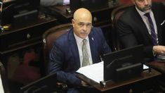 Acusan a Abdala de afiliar muertos para su partido libertario en San Luis.