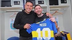 A horas de la despedida de Riquelme, filtraron la camiseta de Boca con la 10 de Messi A horas de la despedida de Riquelme, filtraron la camiseta de Boca con la 10 de Messi