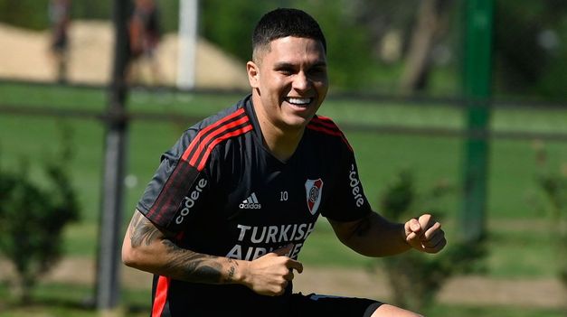 Juanfer Quintero volvió a sentir dolor en el isquiotibial izquierdo.