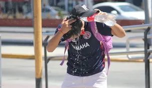 La ola de calor afecta a gran parte del país. La ola de calor afecta a gran parte del país.
