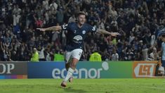 Juan Barbieri, el héroe de la noche mendocina: entró y metió dos goles para desatar la locura en el Gargantini. Juan Barbieri, el héroe de la noche mendocina: entró y metió dos goles para desatar la locura en el Gargantini.