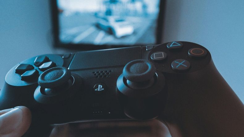 Por tiempo limitado, los usuarios pueden disfrutar de este juego de disparos táctico y realista en la consola de Sony de forma gratuita.  