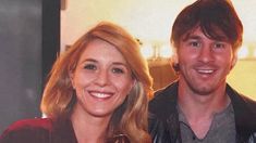 Carla Peterson compartió la foto que guardaba con el campeón. Carla Peterson compartió la foto que guardaba con el campeón.