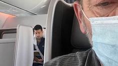 Un pasajero escrachó a Nole sin barbijo en el avión. Un pasajero escrachó a Nole sin barbijo en el avión.