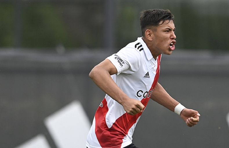 Ulises Giménez en River.
