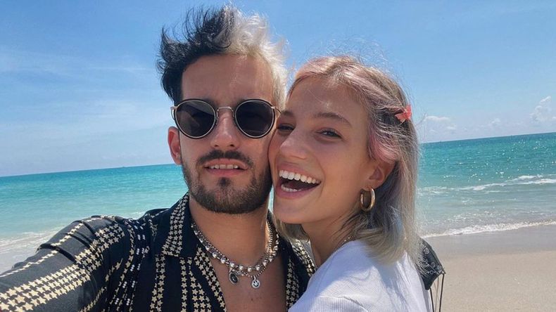 Ricky y Stefi están casados desde enero de 2022. Ricky y Stefi están casados desde enero de 2022.