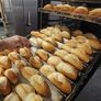 Dato alarmante: durante el gobierno de Milei cayó un 60% el consumo de pan y un 80% el de facturas