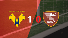 con un solo tanto, hellas verona derroto a salernitana en el estadio marcantonio bentegodi con un solo tanto, hellas verona derroto a salernitana en el estadio marcantonio bentegodi